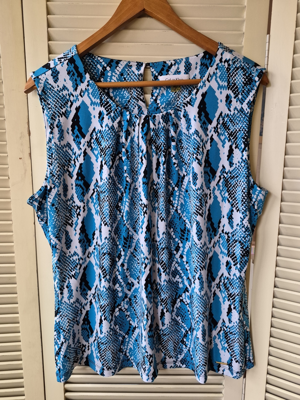 Calvin Klein Blue Snake Print Sleeveless Top Size XL - Picture 1 of 3